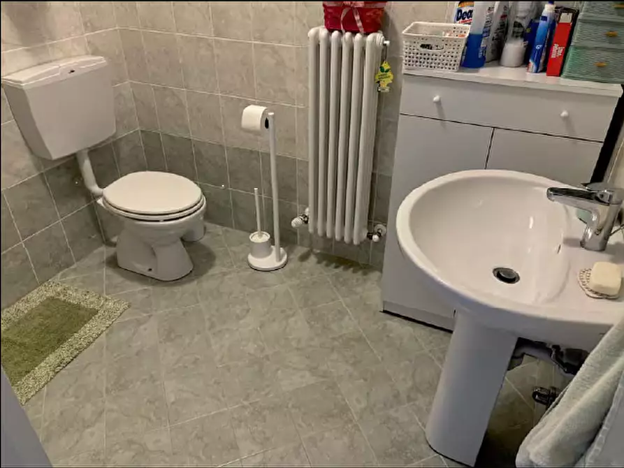 Immagine 5 di Appartamento in vendita  a Chieri