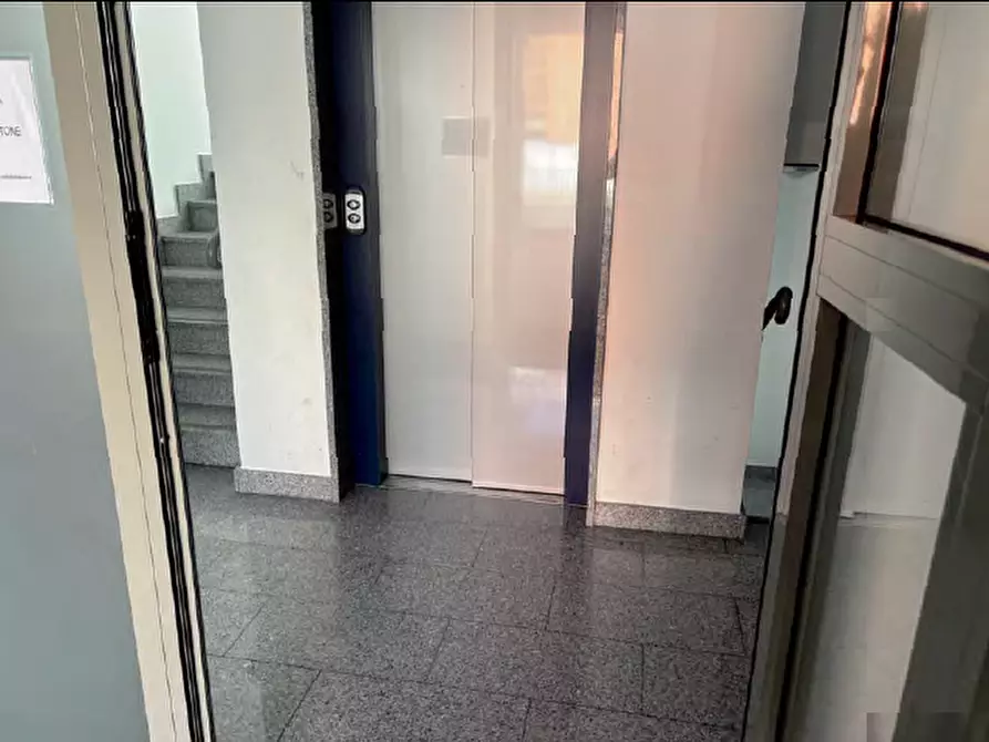 Immagine 2 di Appartamento in vendita  a Chieri