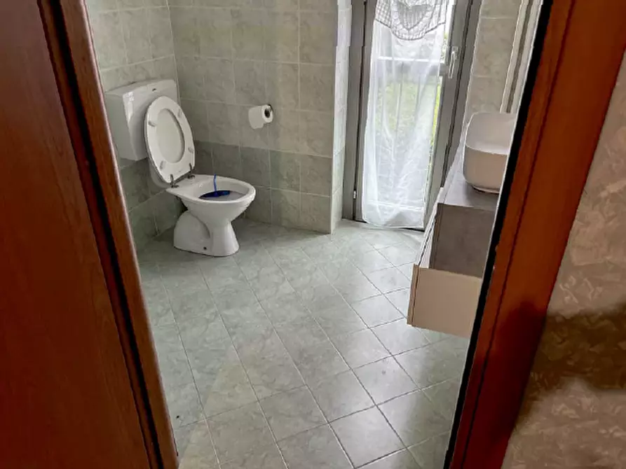 Immagine 10 di Appartamento in vendita  a Chieri