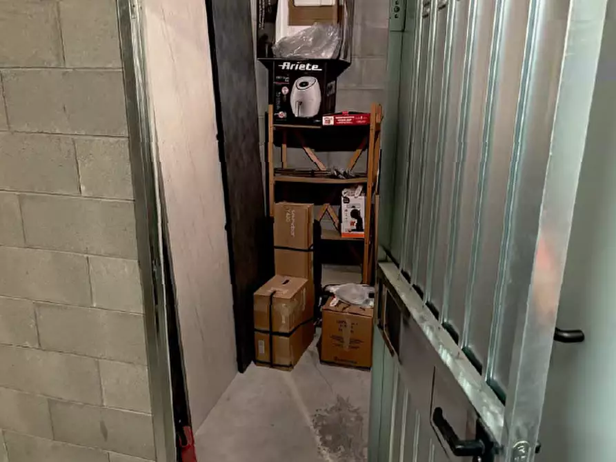 Immagine 13 di Appartamento in vendita  a Chieri