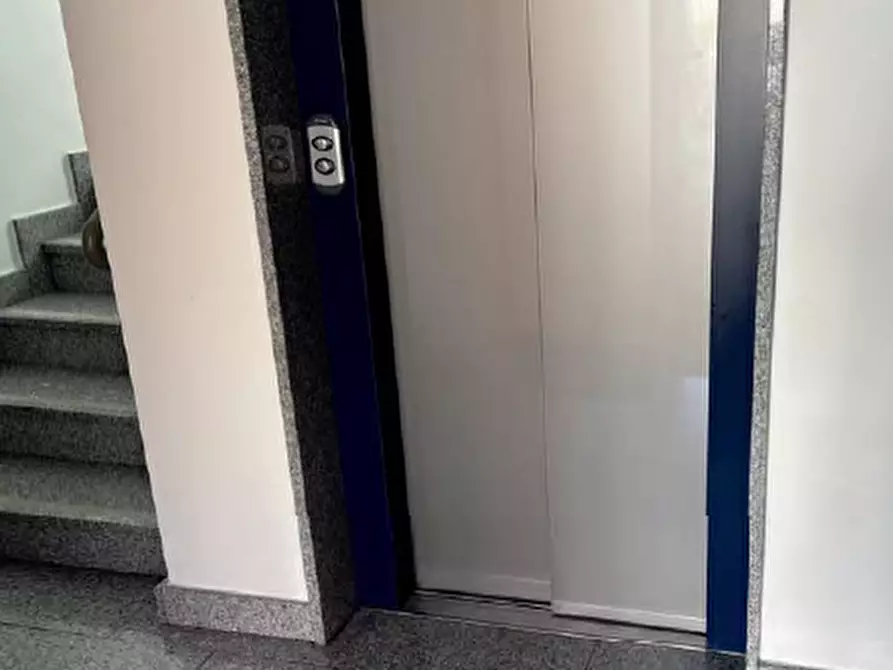 Immagine 3 di Appartamento in vendita  a Chieri