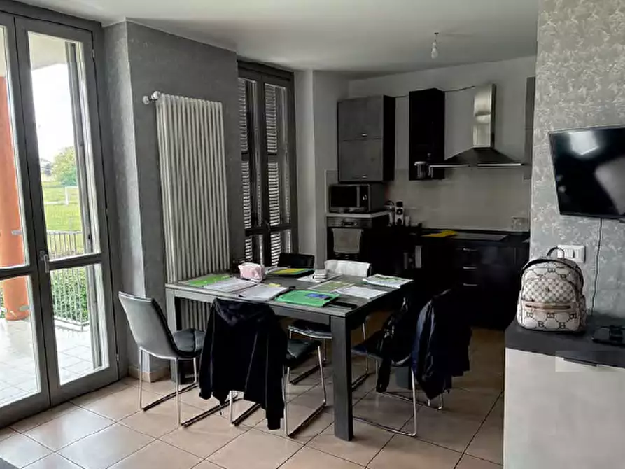 Immagine 11 di Appartamento in vendita  a Chieri