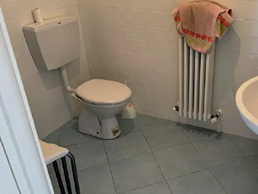 Immagine 12 di Appartamento in vendita  a Chieri