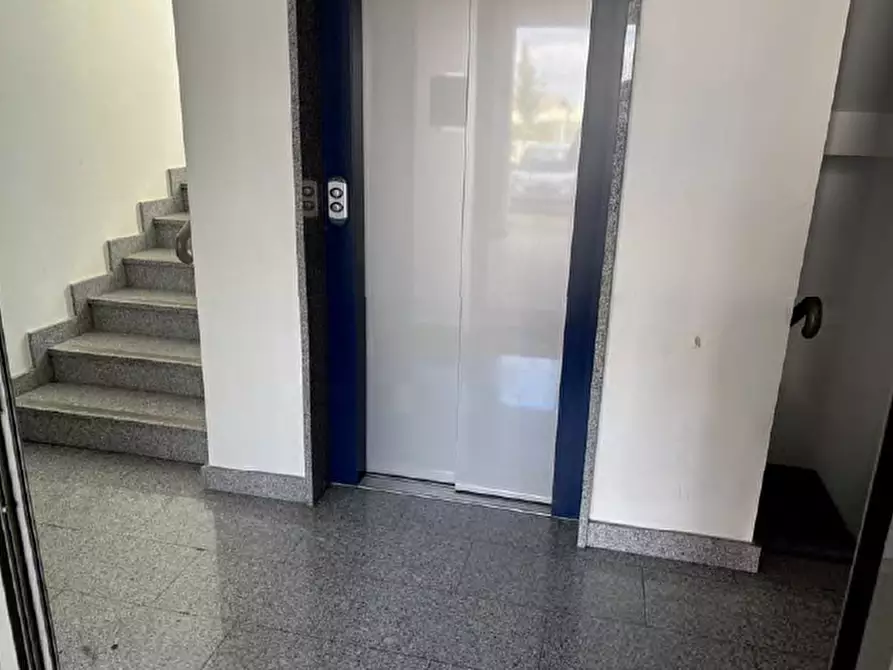 Immagine 2 di Appartamento in vendita  a Chieri