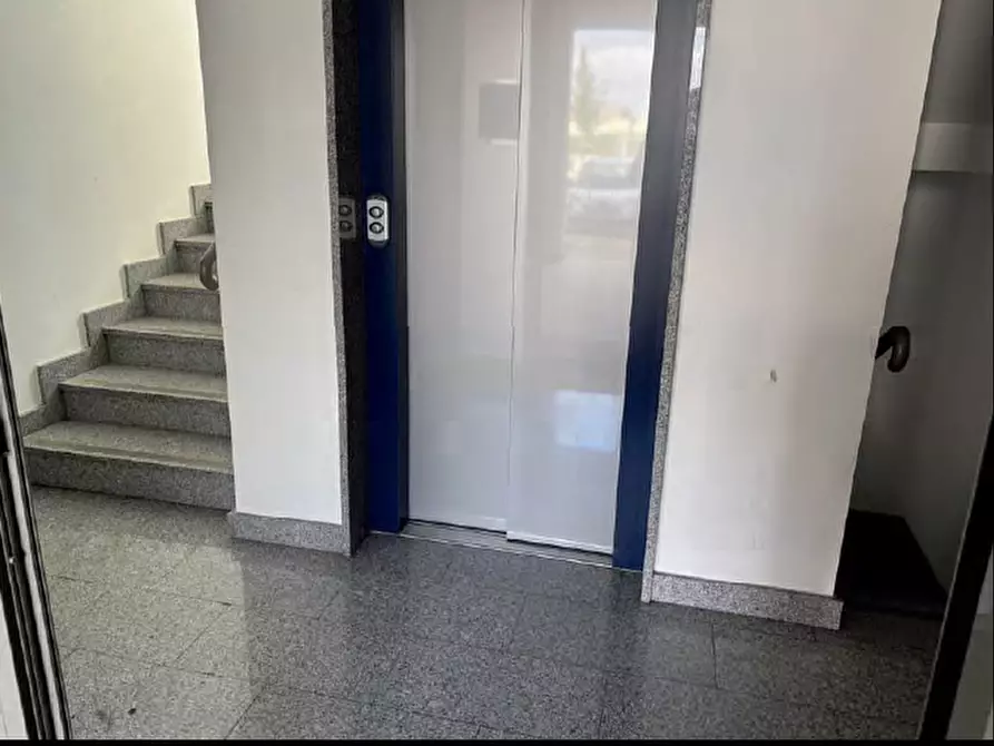 Immagine 2 di Appartamento in vendita  a Chieri