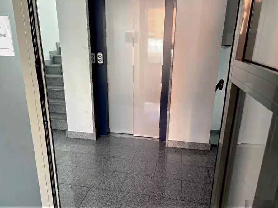 Immagine 2 di Appartamento in vendita  a Chieri