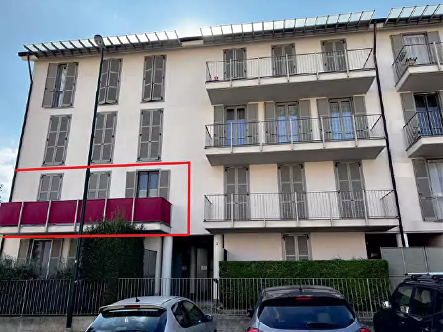 Immagine 1 di Appartamento in vendita  a Chieri