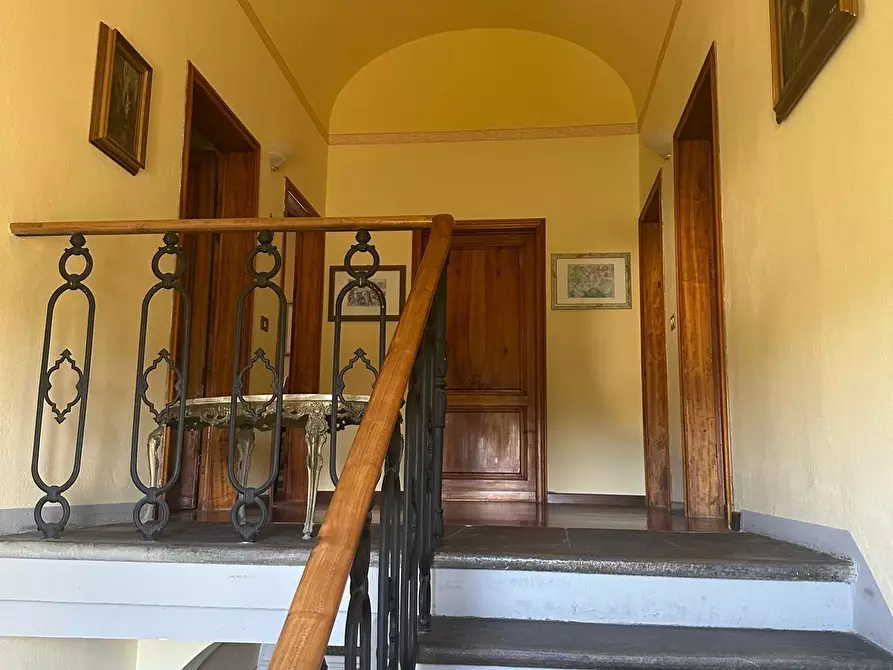 Immagine 12 di Palazzo in vendita  a Vinci