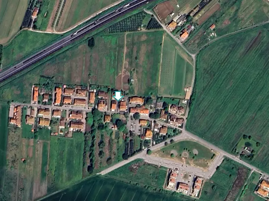 Immagine 2 di Appartamento in vendita  a Pontedera