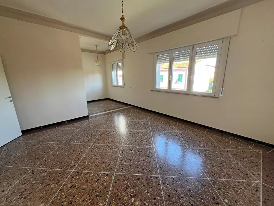 Immagine 12 di Appartamento in affitto  a Calcinaia