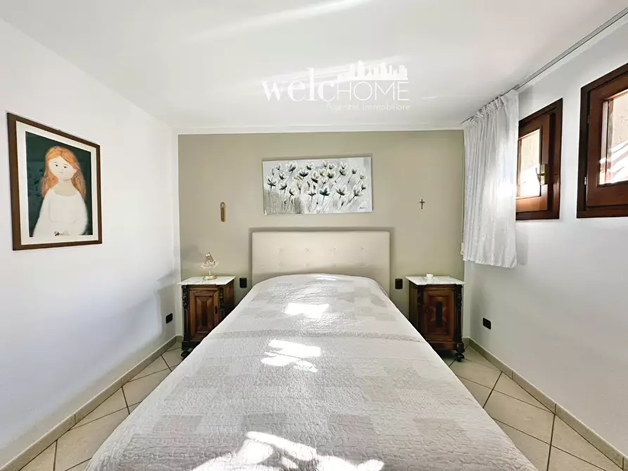 Immagine 28 di Villa in vendita  a Campi Bisenzio