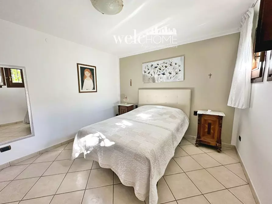 Immagine 29 di Villa in vendita  a Campi Bisenzio