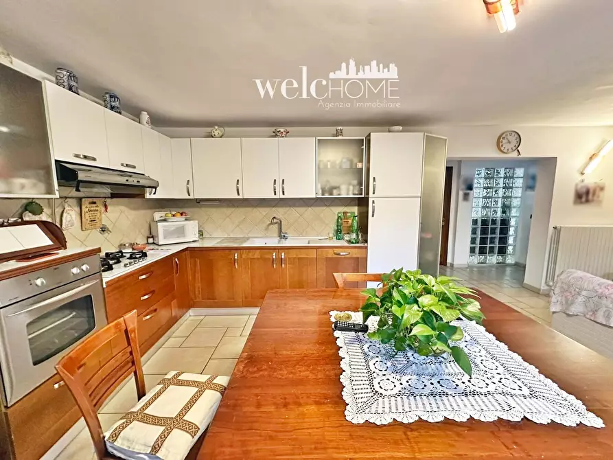 Immagine 24 di Villa in vendita  a Campi Bisenzio