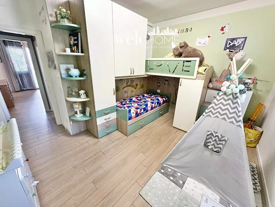 Immagine 15 di Villa in vendita  a Campi Bisenzio