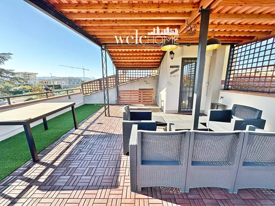 Immagine 52 di Villa in vendita  a Campi Bisenzio