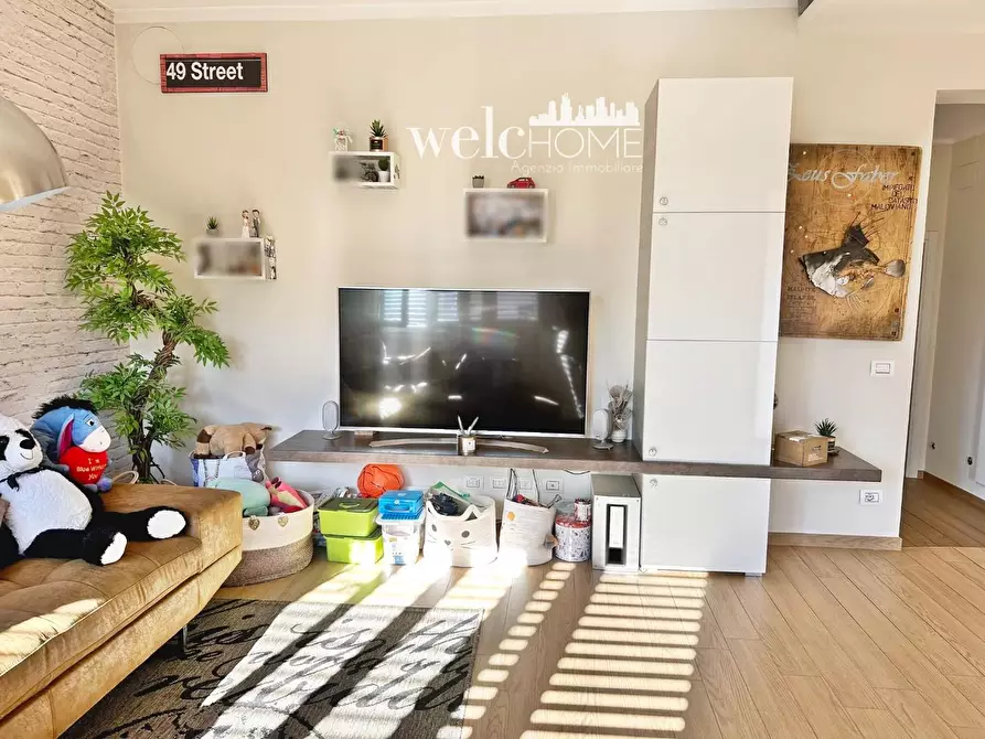 Immagine 42 di Villa in vendita  a Campi Bisenzio