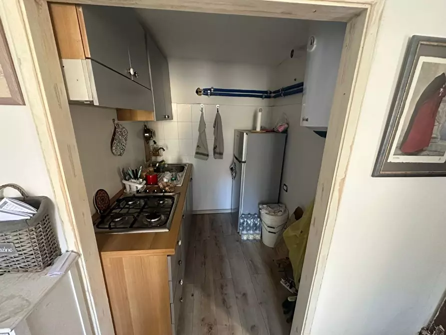 Immagine 6 di Appartamento in vendita  a Guardistallo