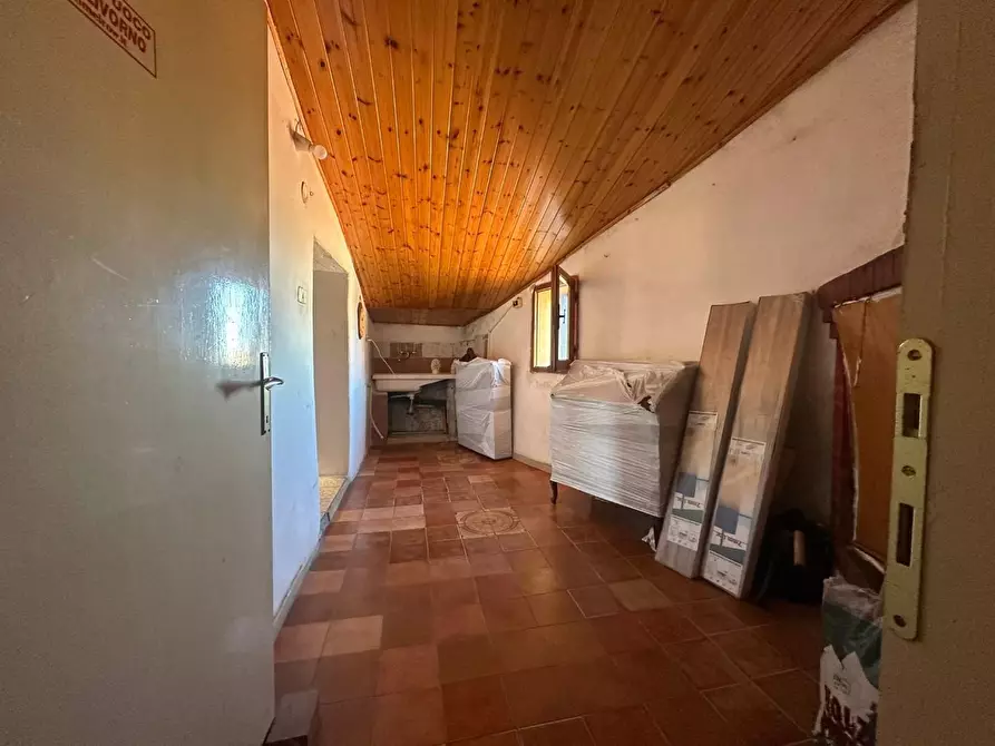 Immagine 17 di Appartamento in vendita  a Guardistallo