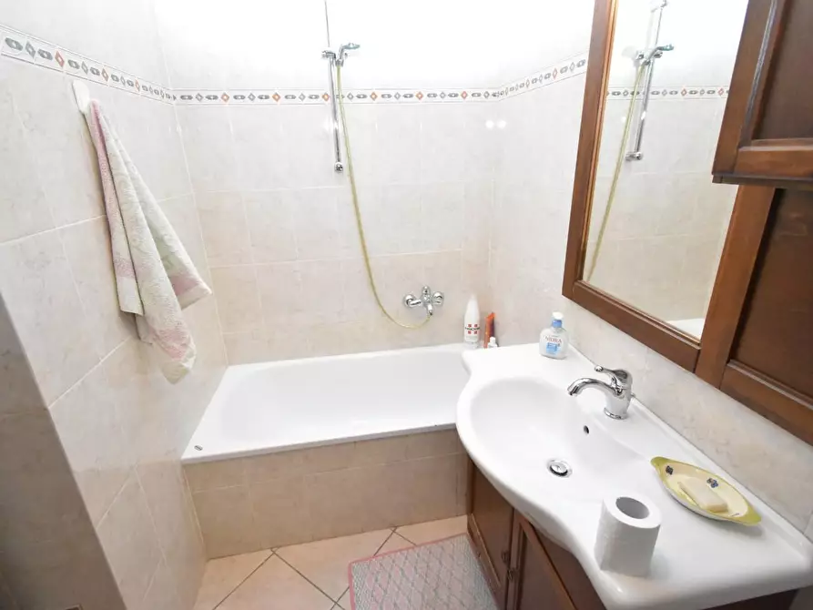 Immagine 18 di Terratetto in vendita  a San Giuliano Terme