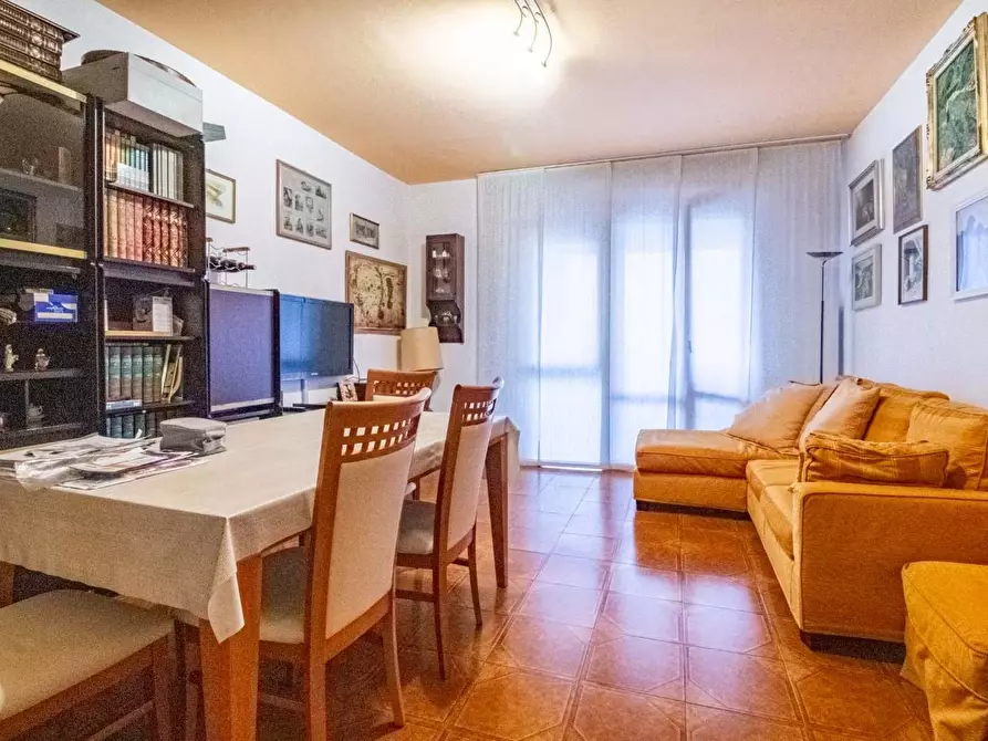 Immagine 10 di Appartamento in vendita  a Pisa