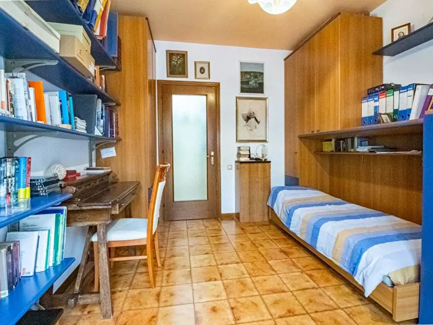 Immagine 18 di Appartamento in vendita  a Pisa