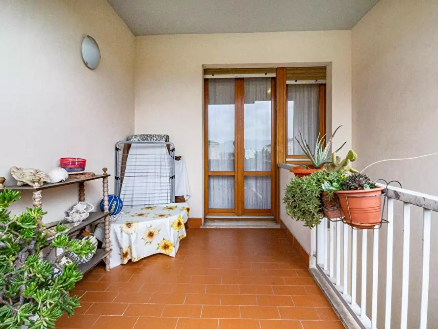 Immagine 11 di Appartamento in vendita  a Pisa