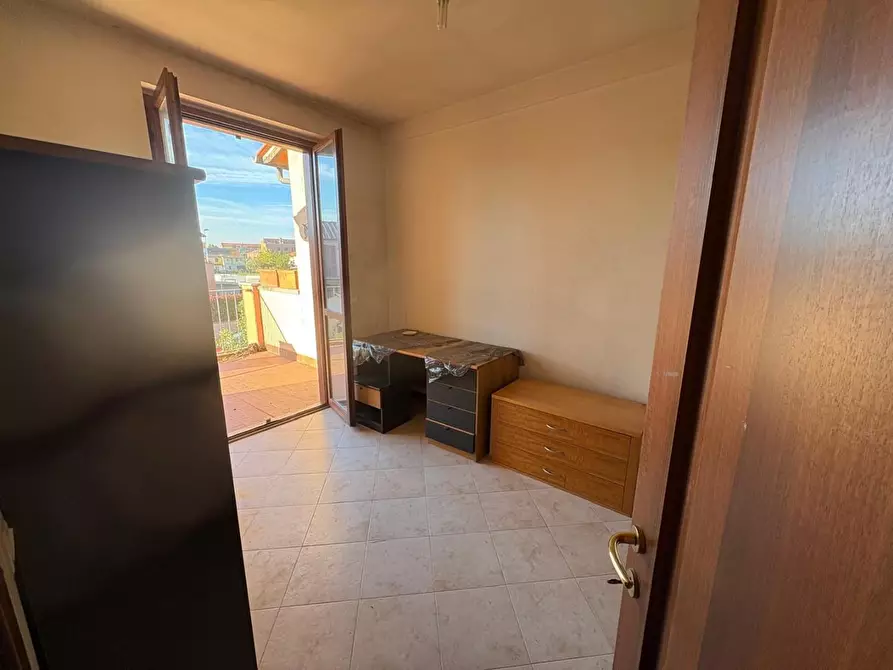 Immagine 8 di Villetta a schiera in affitto  a Cascina