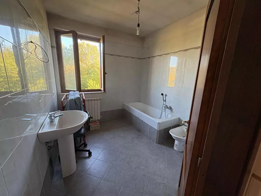 Immagine 13 di Villetta a schiera in affitto  a Cascina