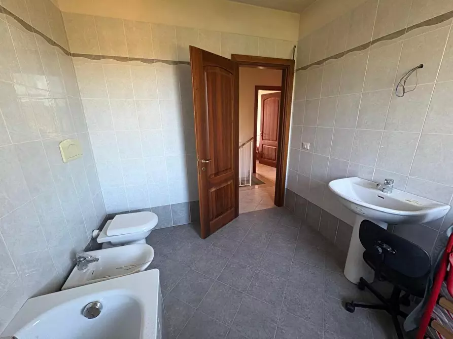 Immagine 11 di Villetta a schiera in affitto  a Cascina