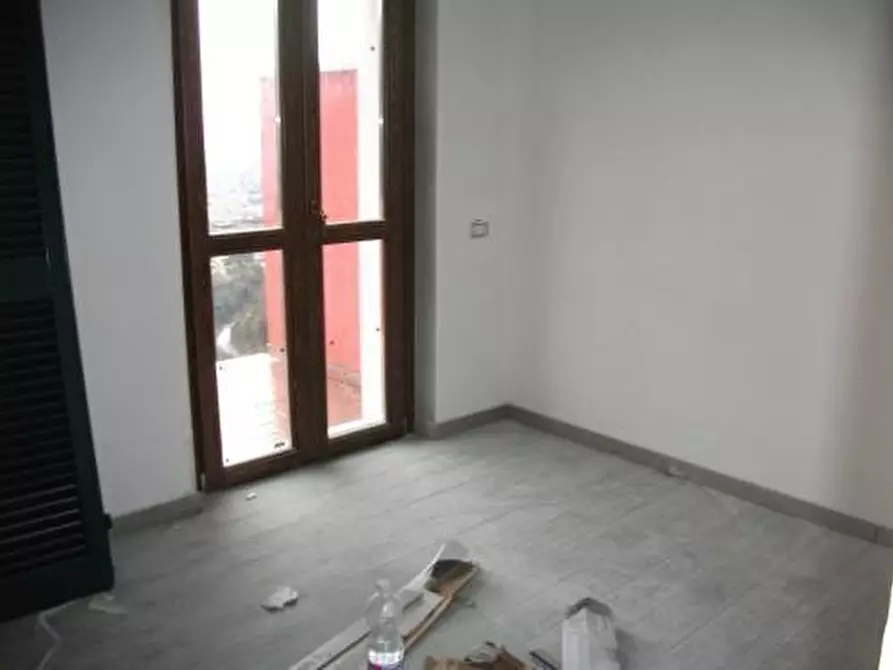 Immagine 3 di Casa semindipendente in vendita  a Carrara