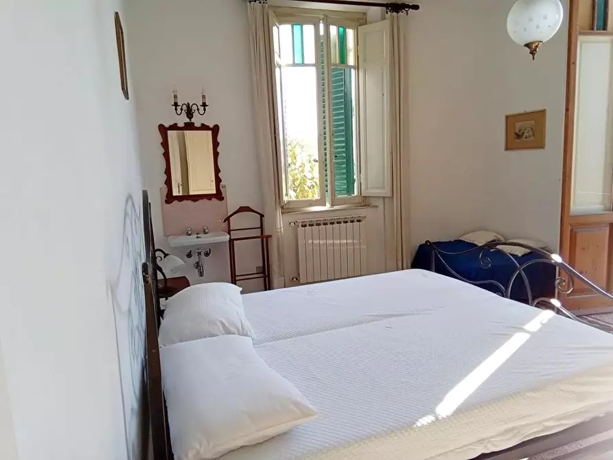 Immagine 26 di Casa bifamiliare in vendita  a Camaiore