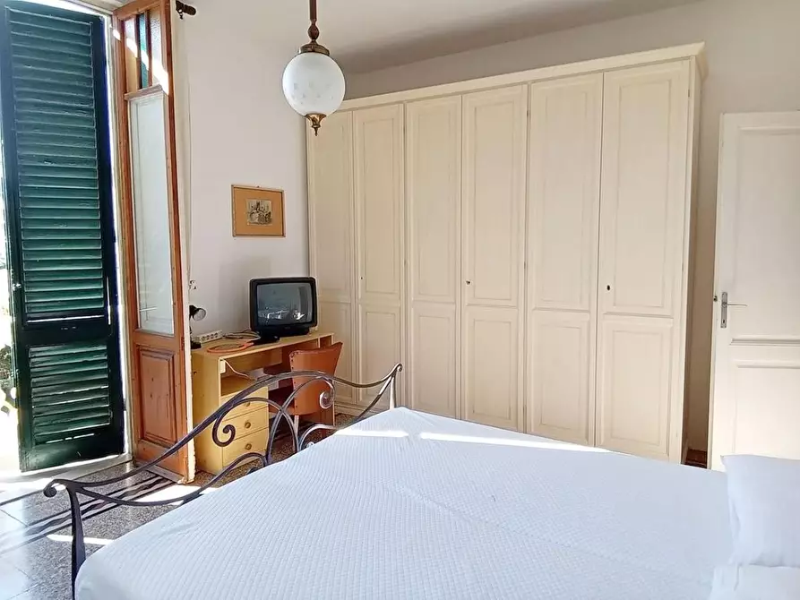 Immagine 28 di Casa bifamiliare in vendita  a Camaiore