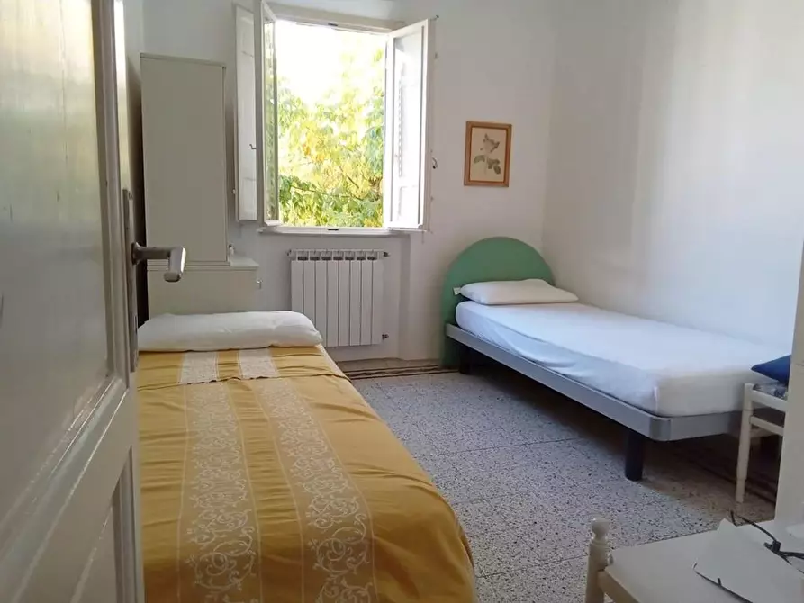 Immagine 18 di Casa bifamiliare in vendita  a Camaiore