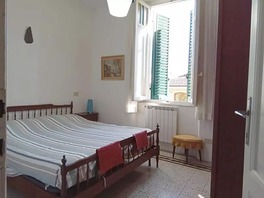 Immagine 20 di Casa bifamiliare in vendita  a Camaiore