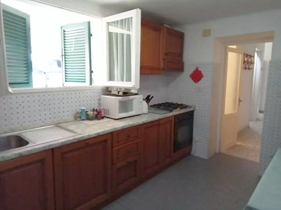 Immagine 7 di Casa bifamiliare in vendita  a Camaiore