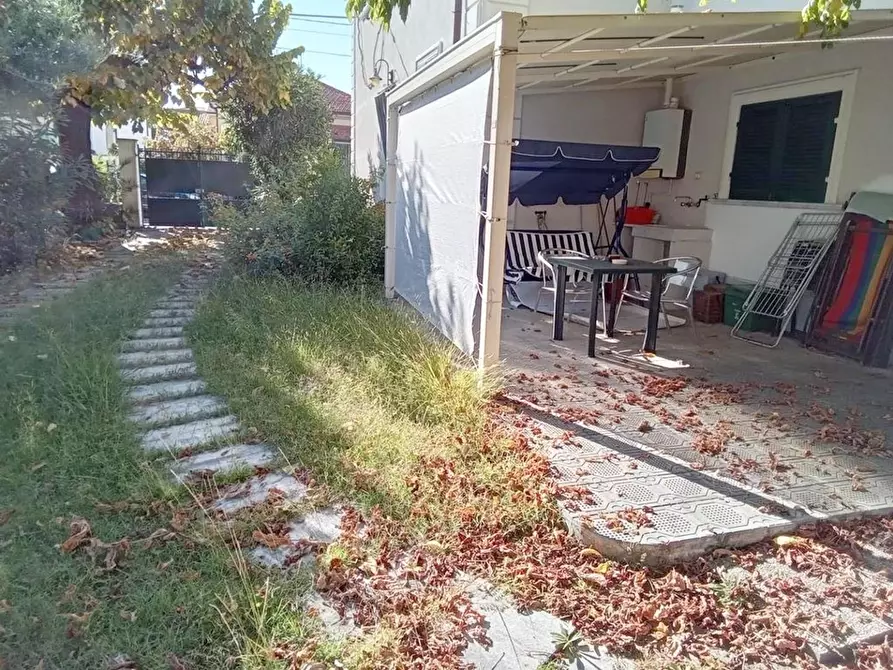 Immagine 13 di Casa bifamiliare in vendita  a Camaiore