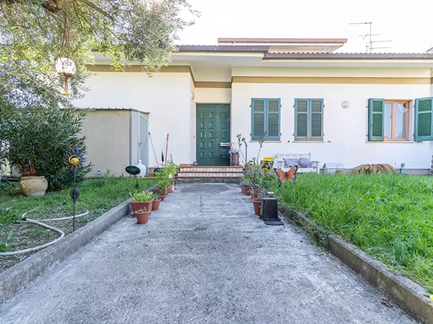 Immagine 1 di Appartamento in vendita  a Vinci