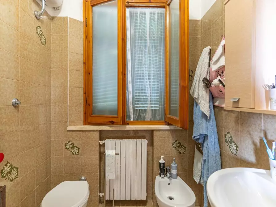 Immagine 50 di Appartamento in vendita  a Vinci