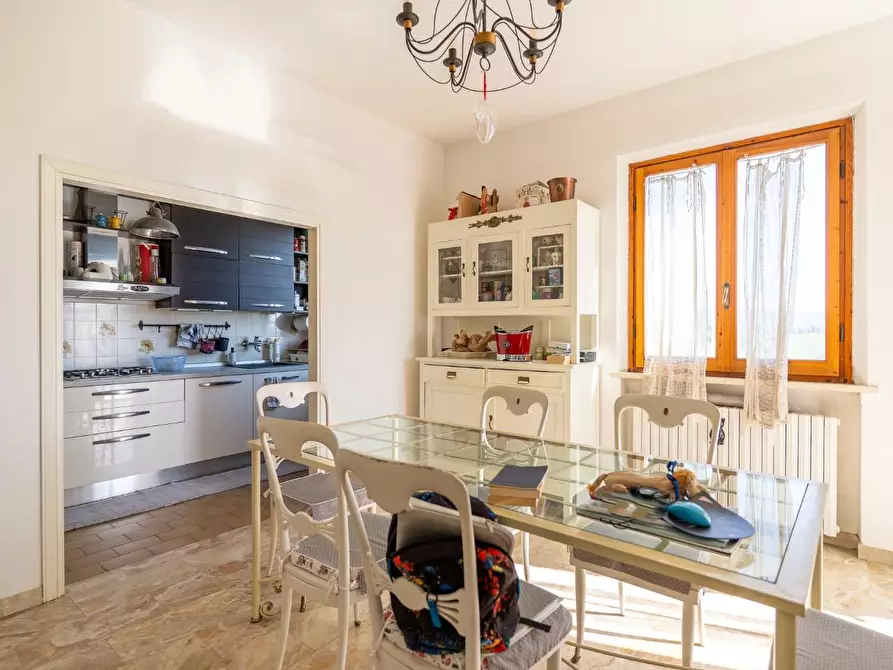 Immagine 9 di Appartamento in vendita  a Vinci