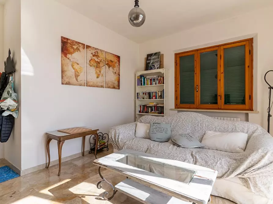 Immagine 27 di Appartamento in vendita  a Vinci