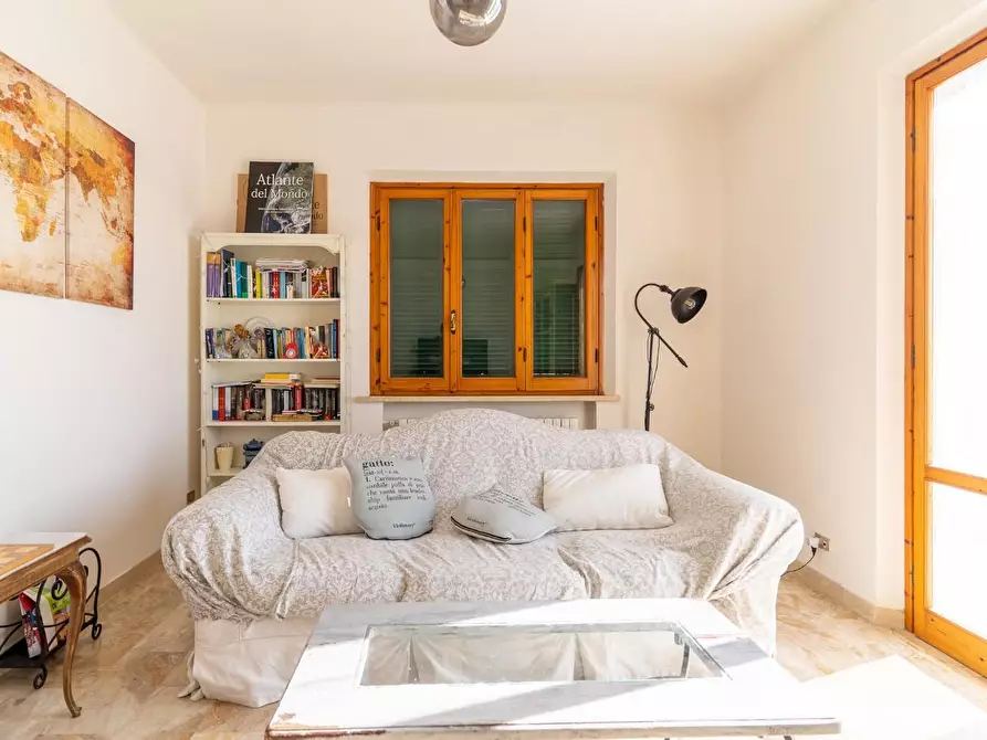 Immagine 19 di Appartamento in vendita  a Vinci