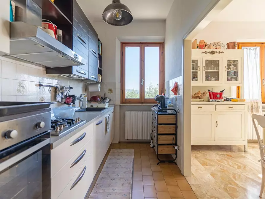 Immagine 11 di Appartamento in vendita  a Vinci