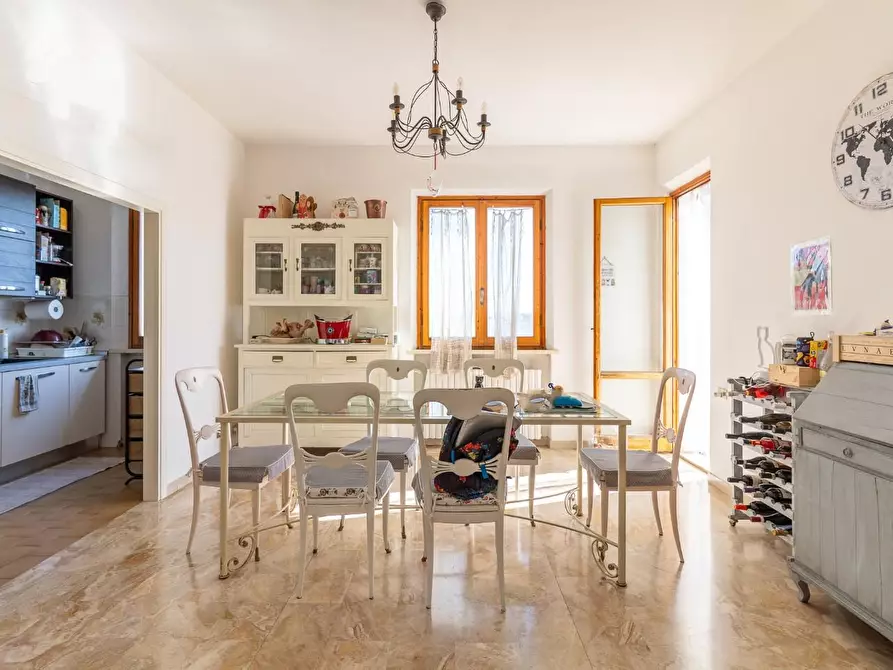 Immagine 10 di Appartamento in vendita  a Vinci