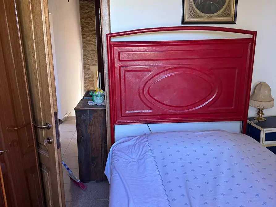 Immagine 13 di Casa indipendente in vendita  a Monticiano