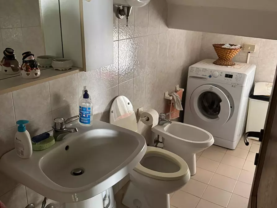 Immagine 12 di Casa indipendente in vendita  a Monticiano