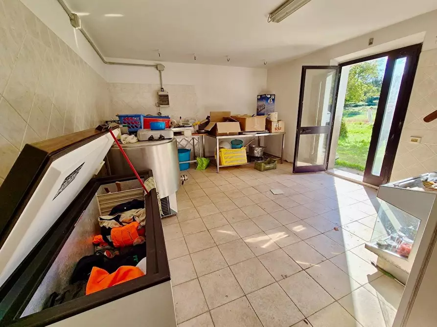 Immagine 41 di Rustico / casale in vendita  a Santa Croce Sull'arno