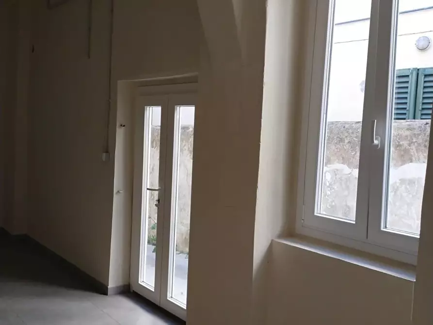 Immagine 4 di Locale commerciale in affitto  a Poggio A Caiano