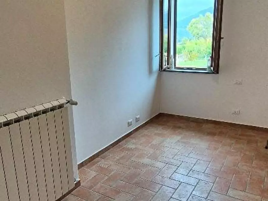 Immagine 19 di Terratetto in vendita  a San Giuliano Terme