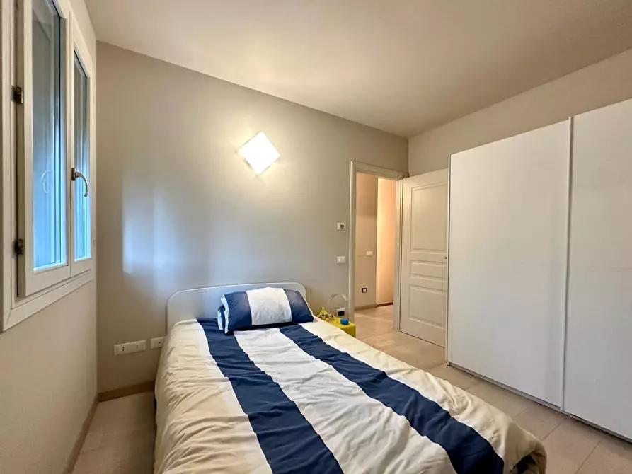 Immagine 31 di Casa bifamiliare in vendita  a Lucca