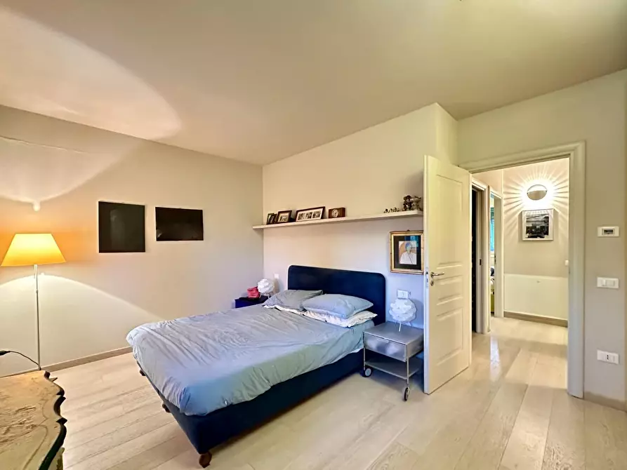 Immagine 26 di Casa bifamiliare in vendita  a Lucca